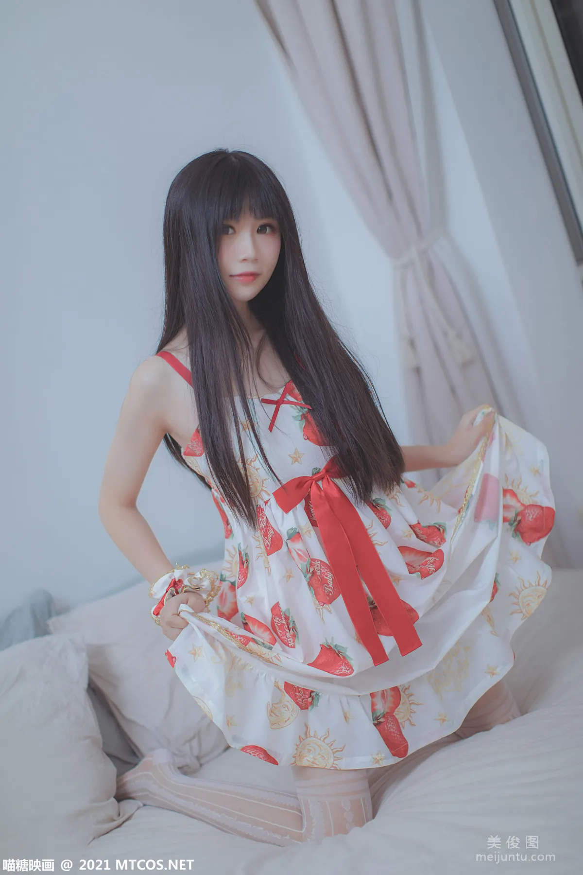 [喵糖映畫] VOL.407 草莓小裙子 寫真套圖 22