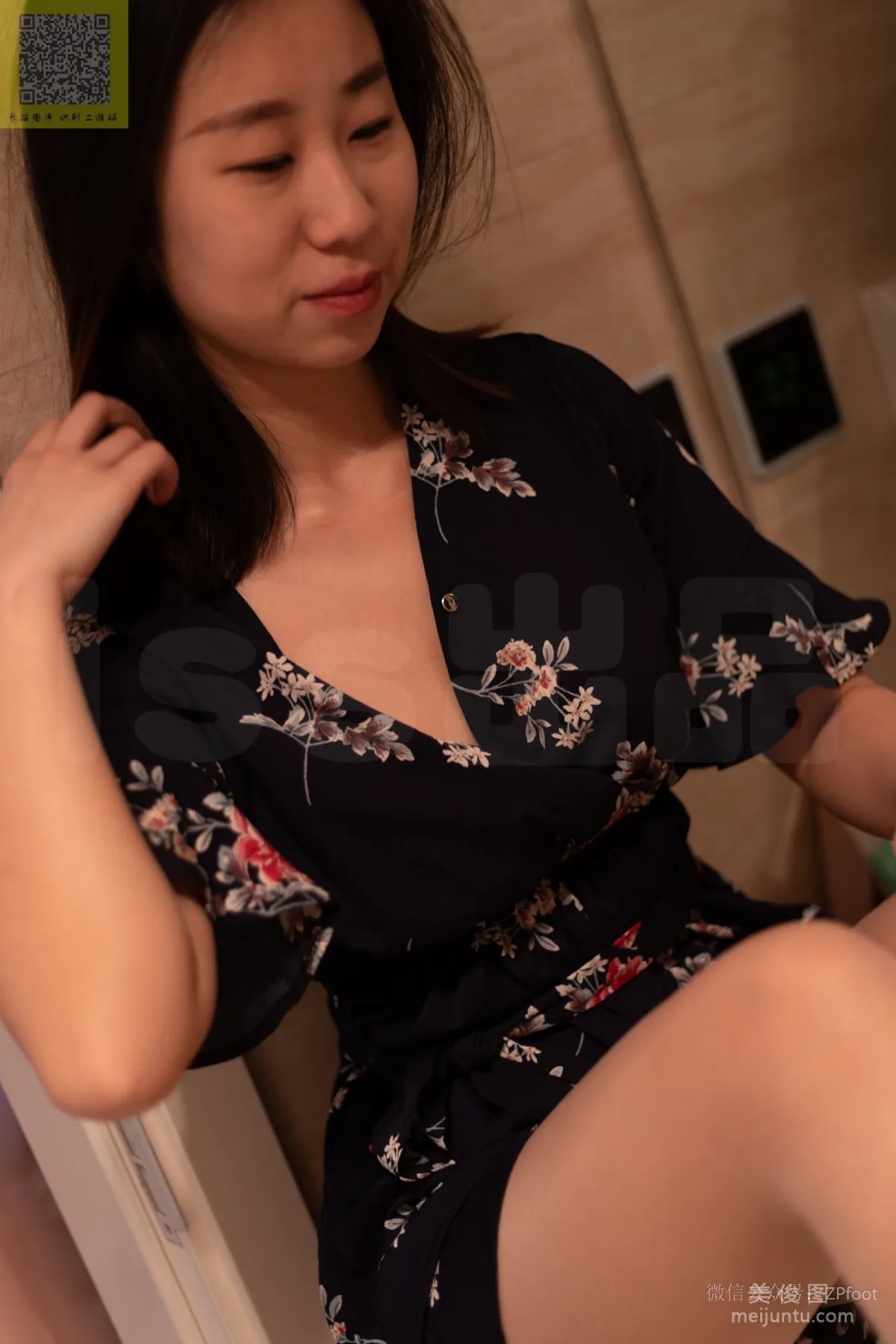 [LSS] NO.297 Xiao Xin's Beige Stockings and Floral Skirt photo 47