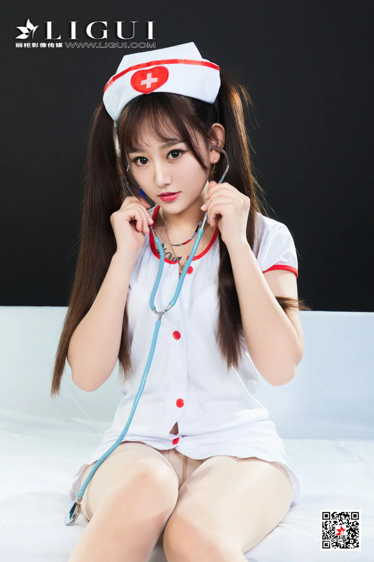 [麗櫃Ligui] 小熊 《領主級特護》 絲襪寫真 3