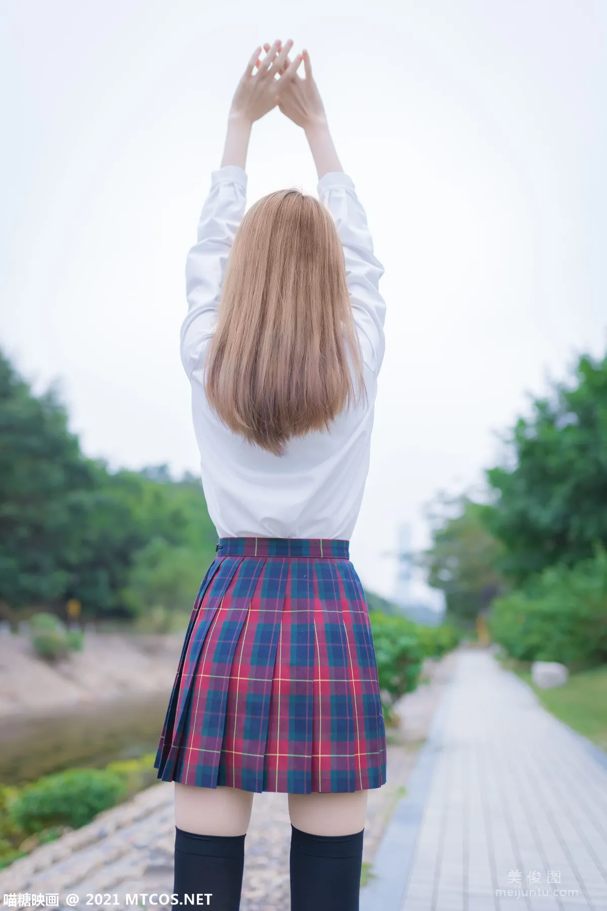[喵糖映畫] VOL.388 戶外制服 寫真套圖 24