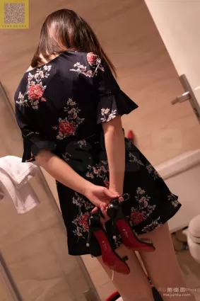 [LSS山茶攝影] NO.297 小辛的肉絲碎花裙