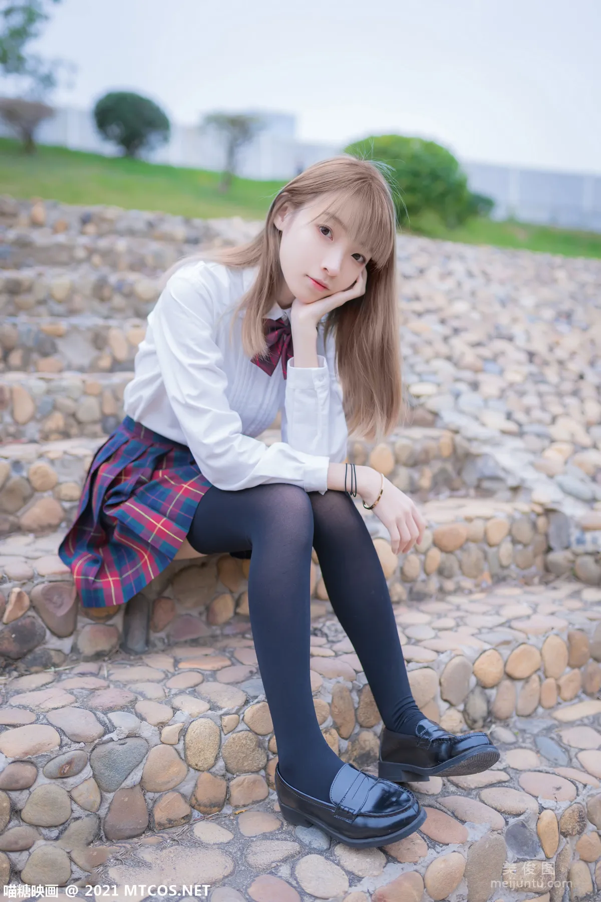 [喵糖映畫] VOL.388 戶外制服 寫真套圖 12