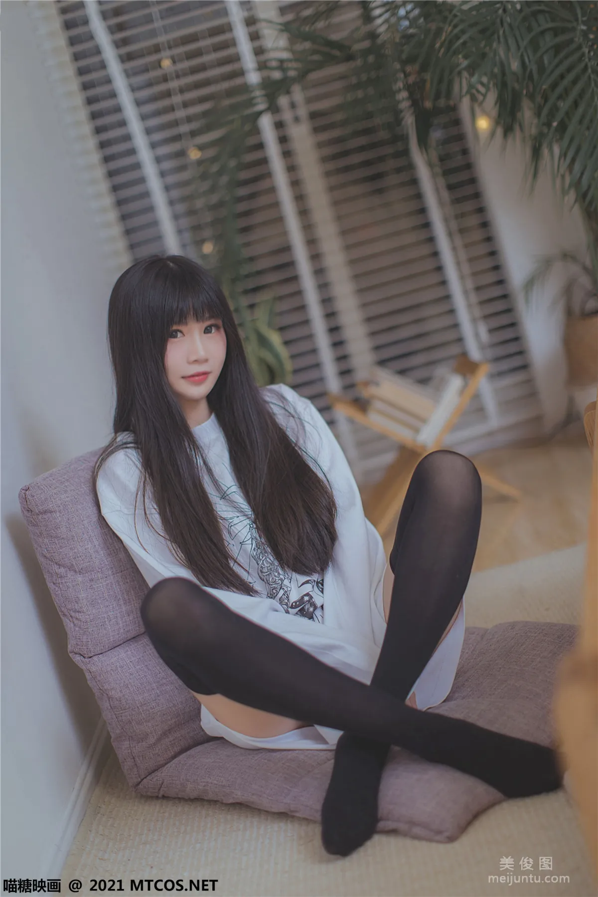 [喵糖映畫] VOL.403 夏日白T 寫真套圖 30