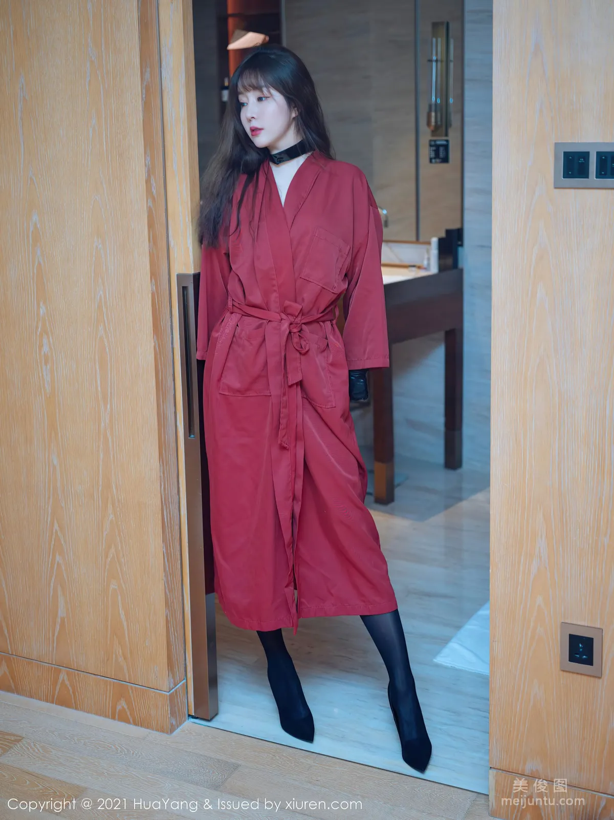 [花漾HuaYang] Vol.373 王雨纯 - 黑色主题的皮衣情趣服饰1