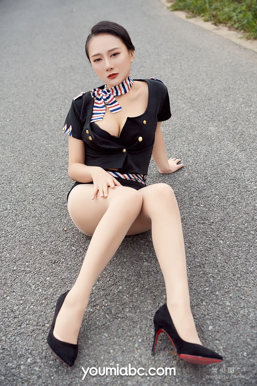 He Jiaying: YouMi photo 19