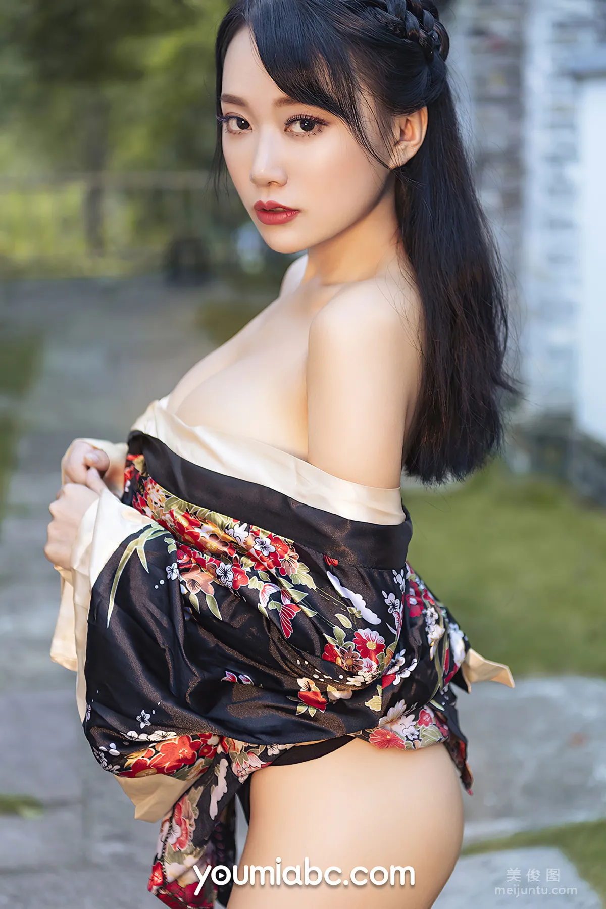 [尤蜜YouMiabc] 何嘉颖 - 和风煦女10