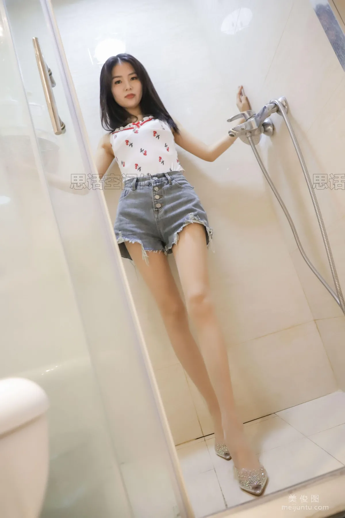 [SiHua] SJ011 Xiao Die - Wet Bubble Girl photo 24