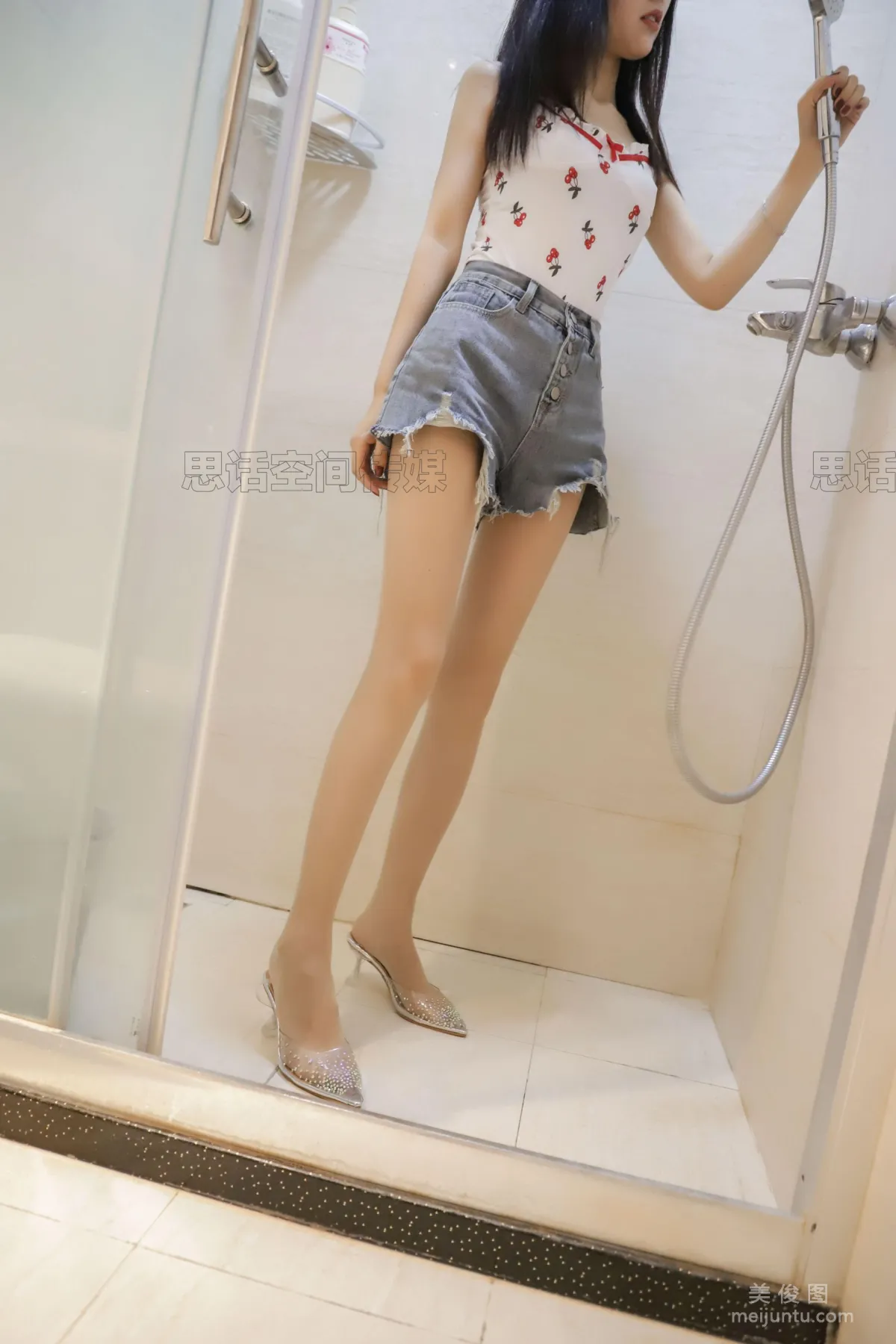 [SiHua] SJ011 Xiao Die - Wet Bubble Girl photo 22