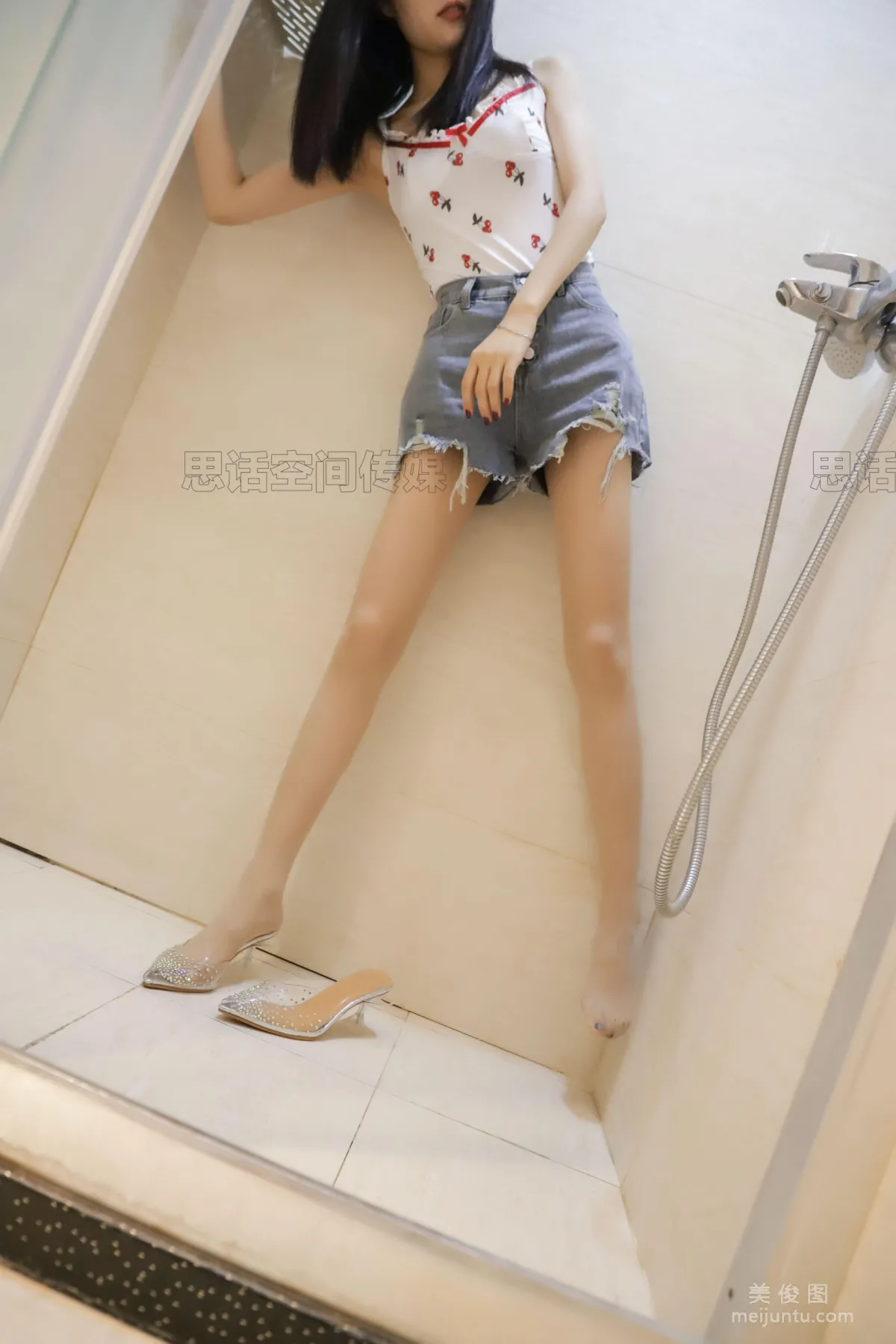 [SiHua] SJ011 Xiao Die - Wet Bubble Girl photo 26