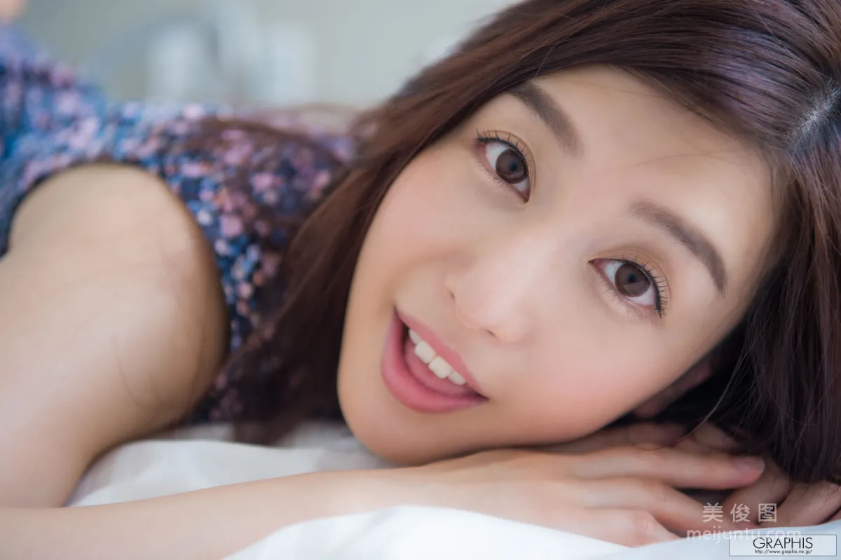Iori Kogawa: Graphis photo 3