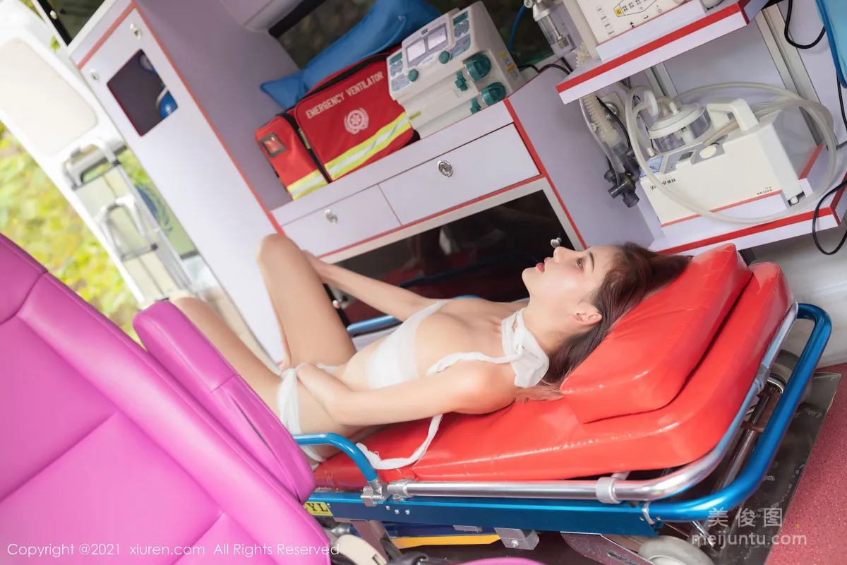[XiuRen] No.3235 A Zhu, Ambulance Theme Series Part Two photo 27