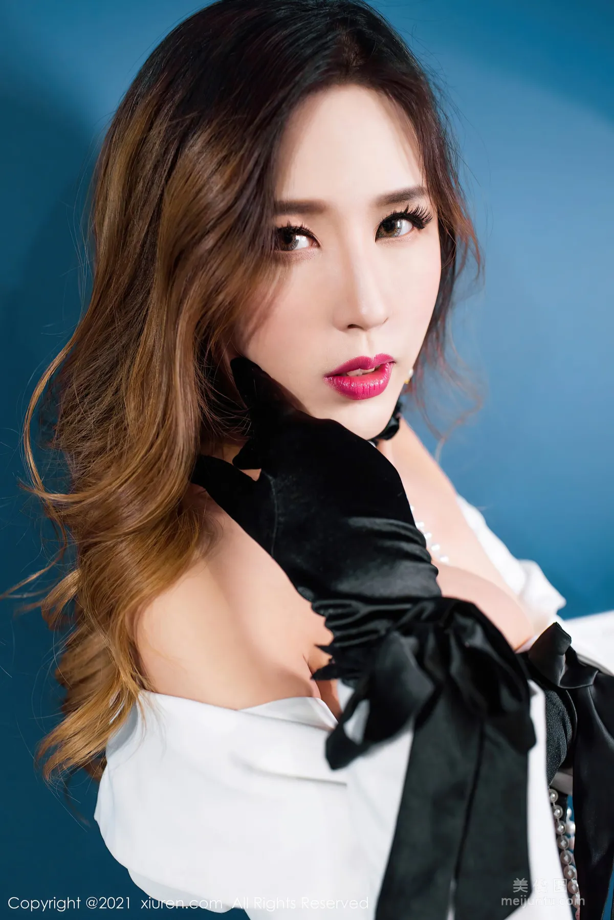 [秀人XIUREN] No.3189 Isabelle贵贵 - 黑色束腰妖艳妩媚出场2