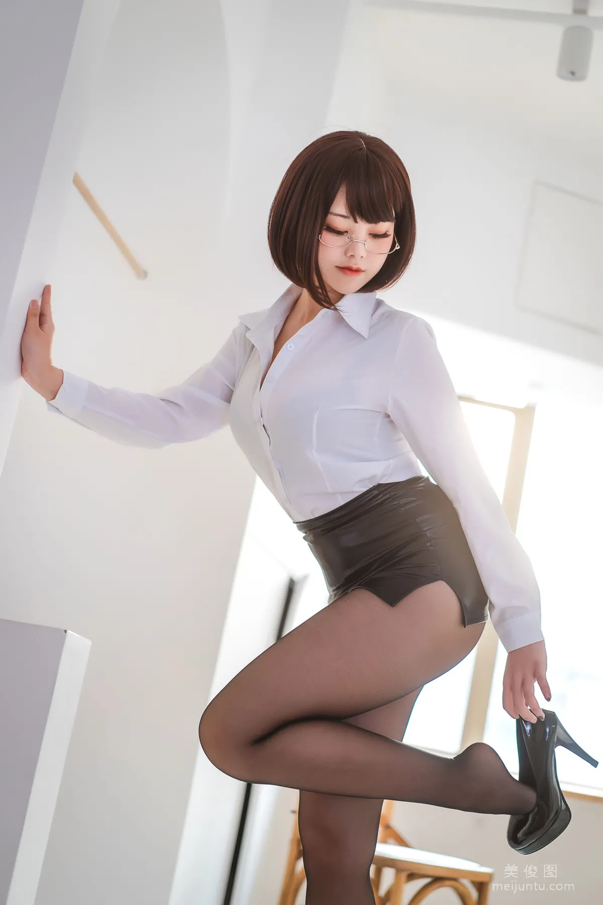 Cute Girl Mizhi Maoqiu - Drunk OL Photo Set photo 2
