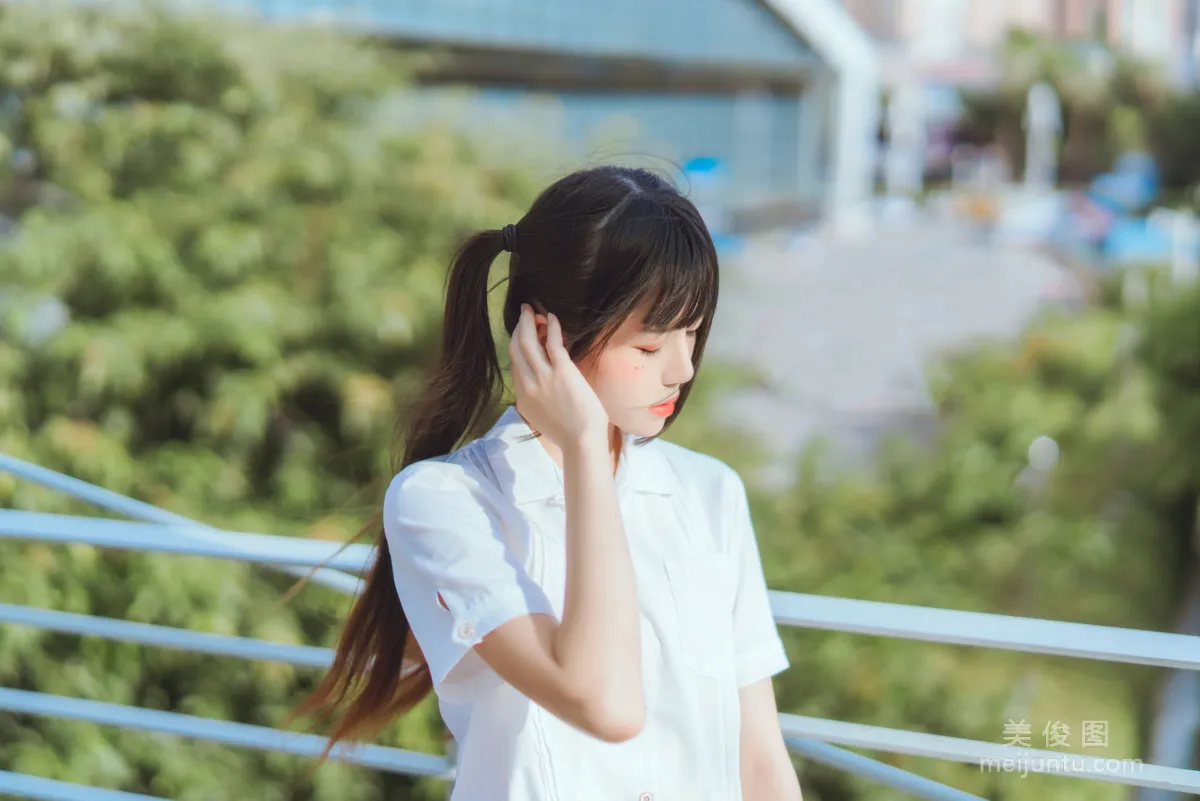 Ying Taomiao: Web Idols photo 3