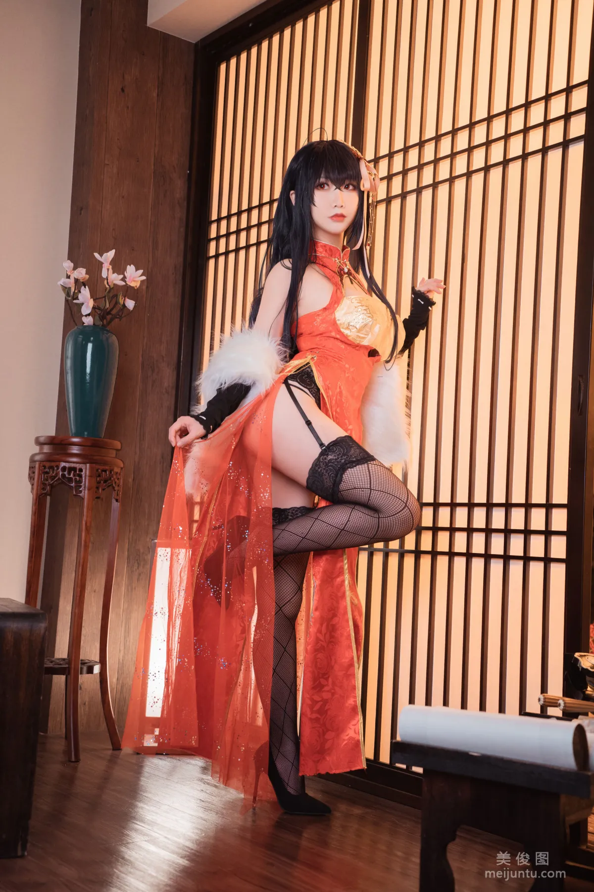 [COS] Mianbing Xianer - Taihou Qipao photo 16