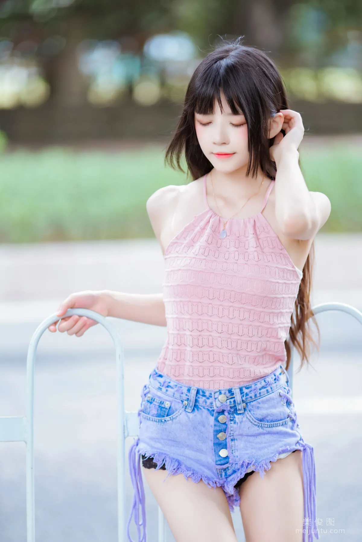 Ying Taomiao: Web Idols photo 6