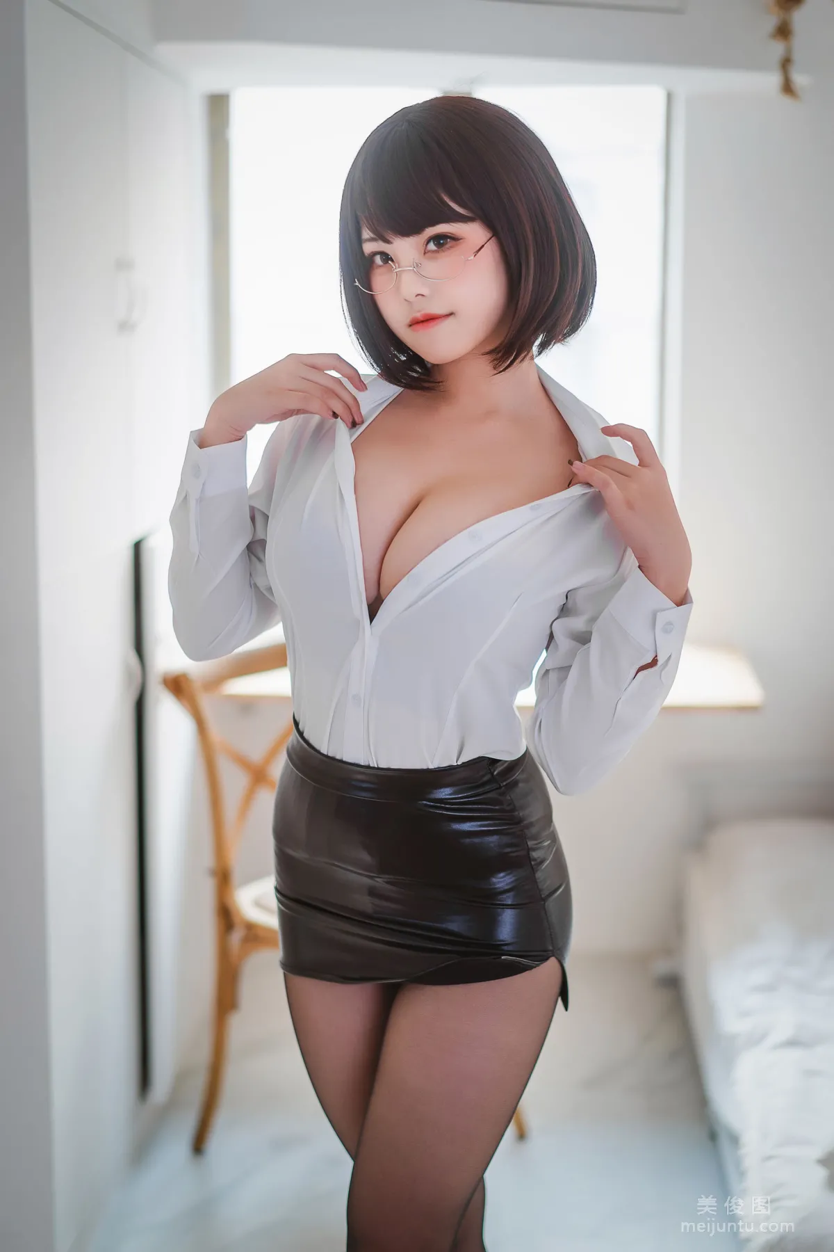 Cute Girl Mizhi Maoqiu - Drunk OL Photo Set photo 8