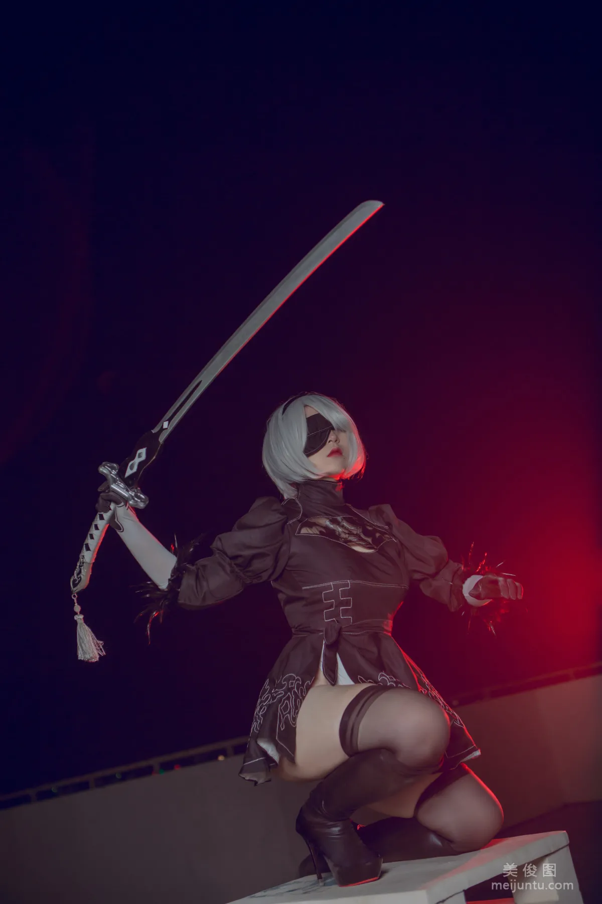 [COS福利] Uy Uy - 2B 写真集41