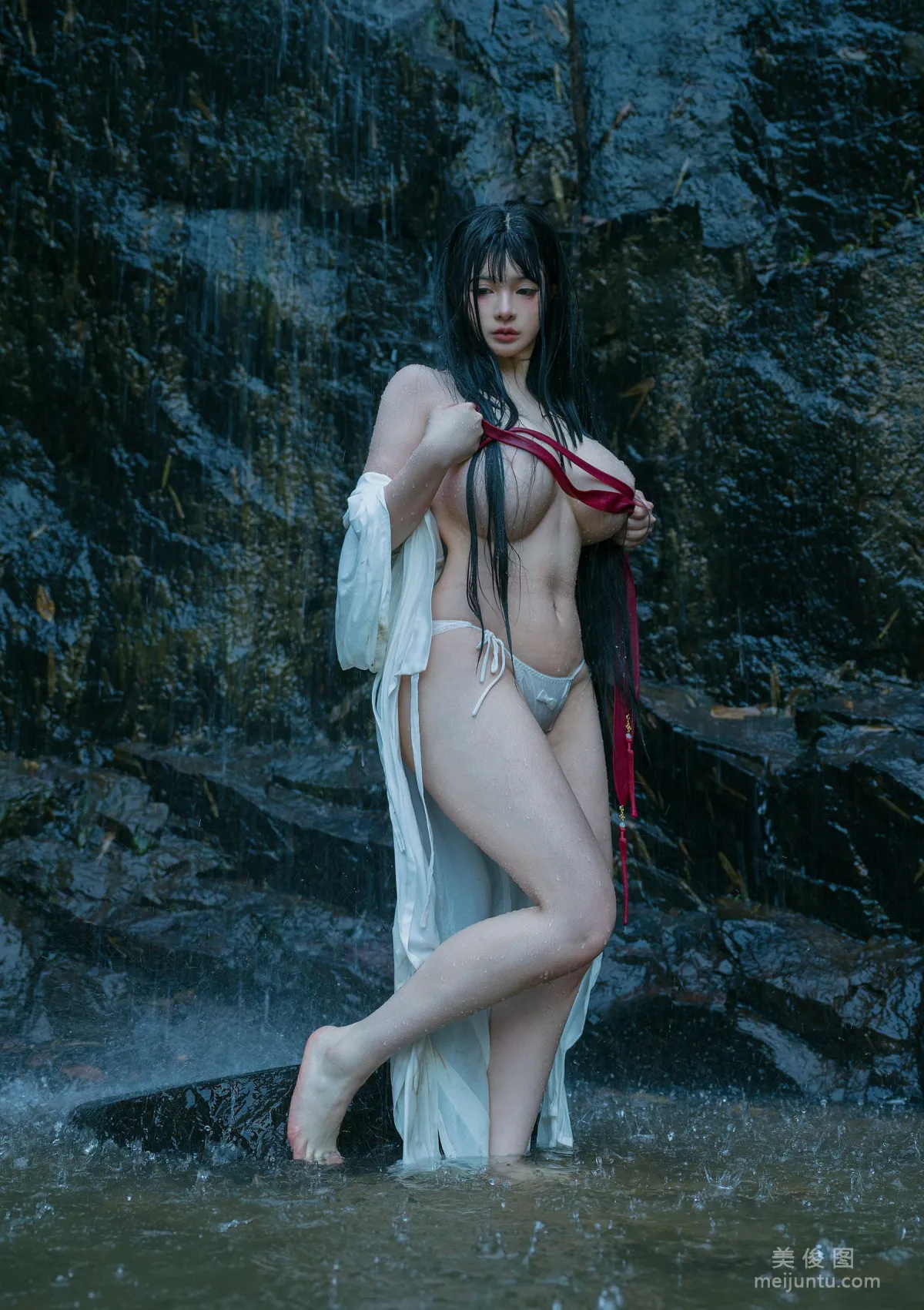 [COS Bonus] NinJA Azhaizhai - Shrine Maiden photo 13