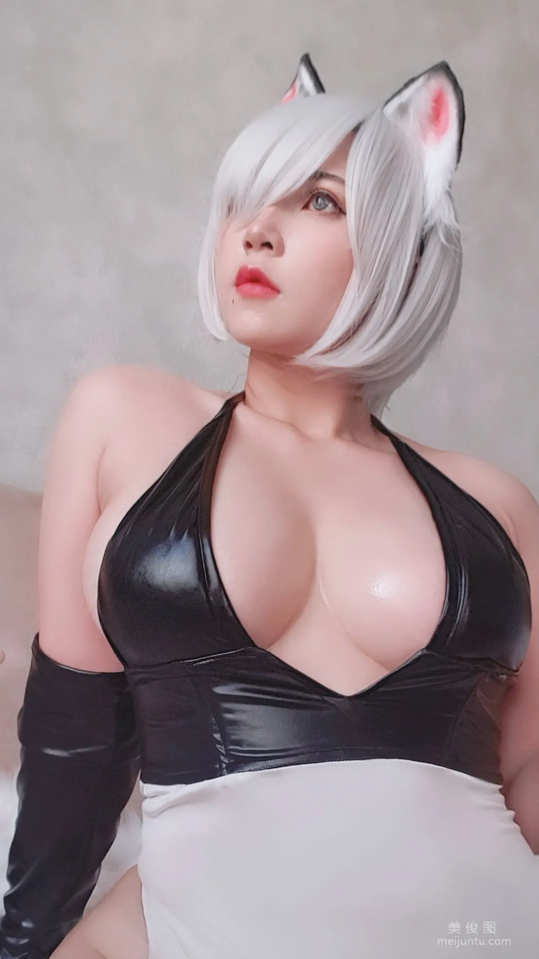 [COS福利] Uy Uy - 2B 写真集22