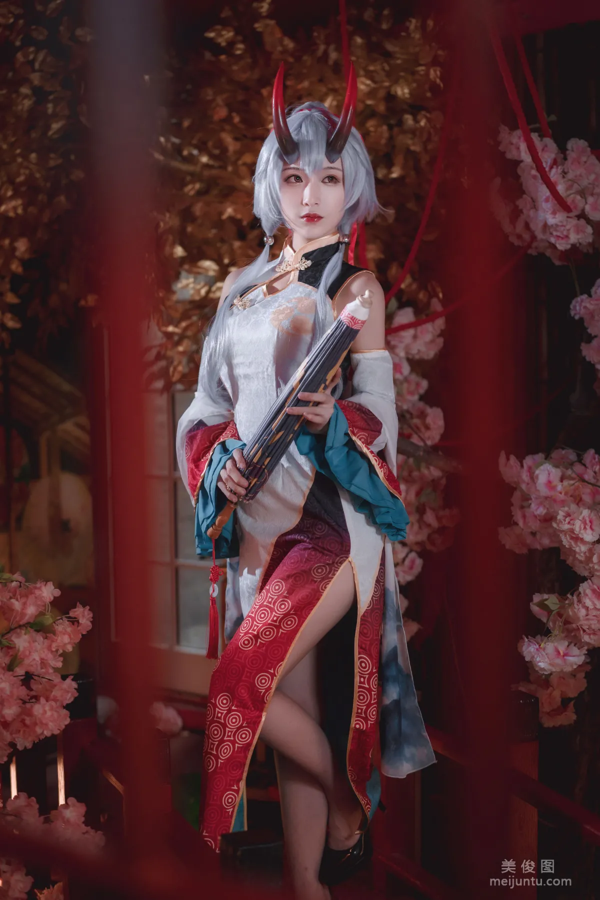 [COS Bonus] Anime Blogger Tieban Shaogui Wu w, Ba Yuqian Photo Set photo 5