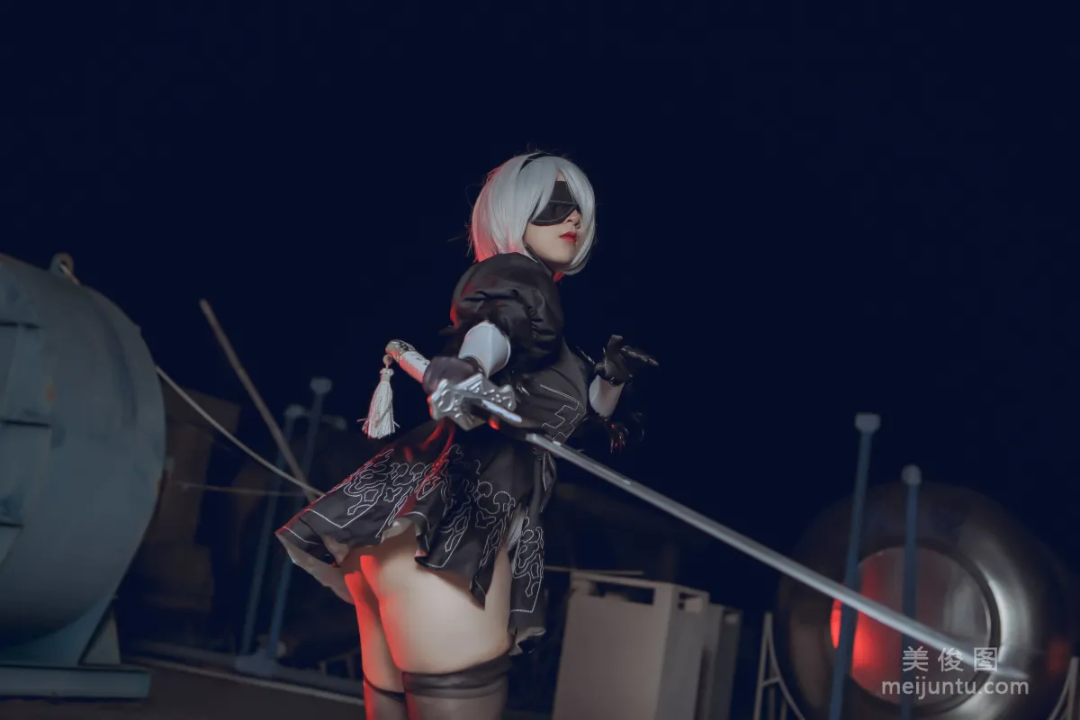 [COS福利] Uy Uy - 2B 写真集39