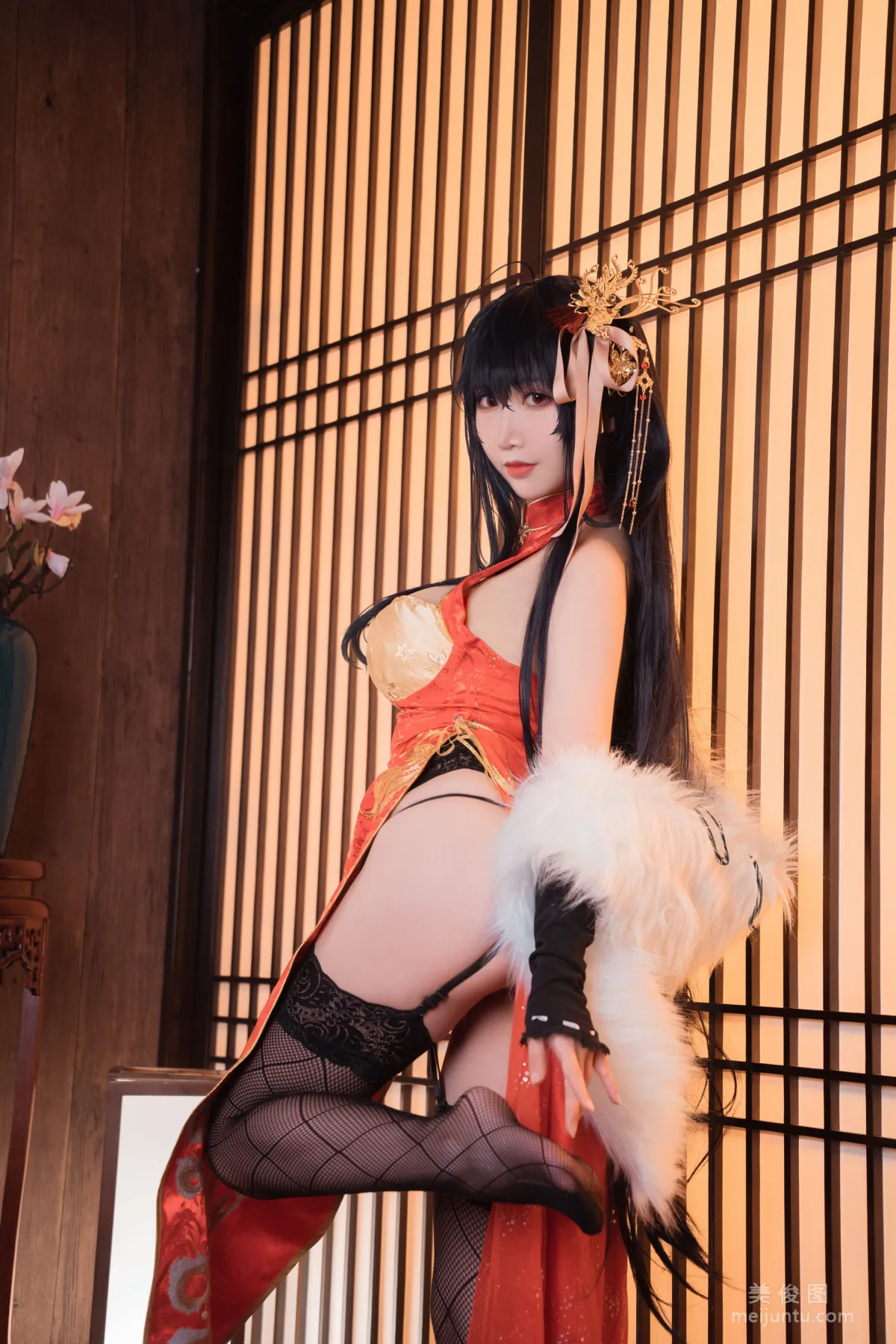 [COS] Mianbing Xianer - Taihou Qipao photo 15
