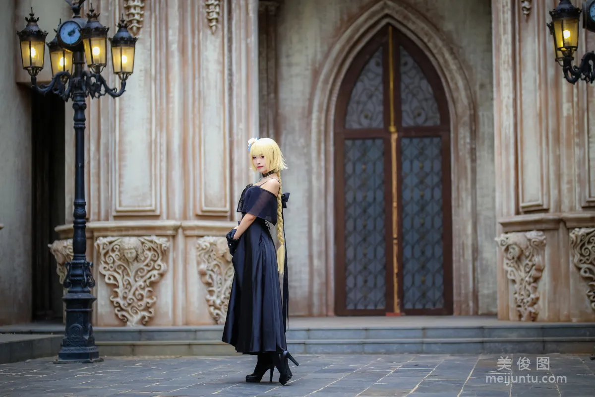 [Cosplay] Dada Juanjuan Xiaojuan - Behold Her Majesty the Queen photo 26