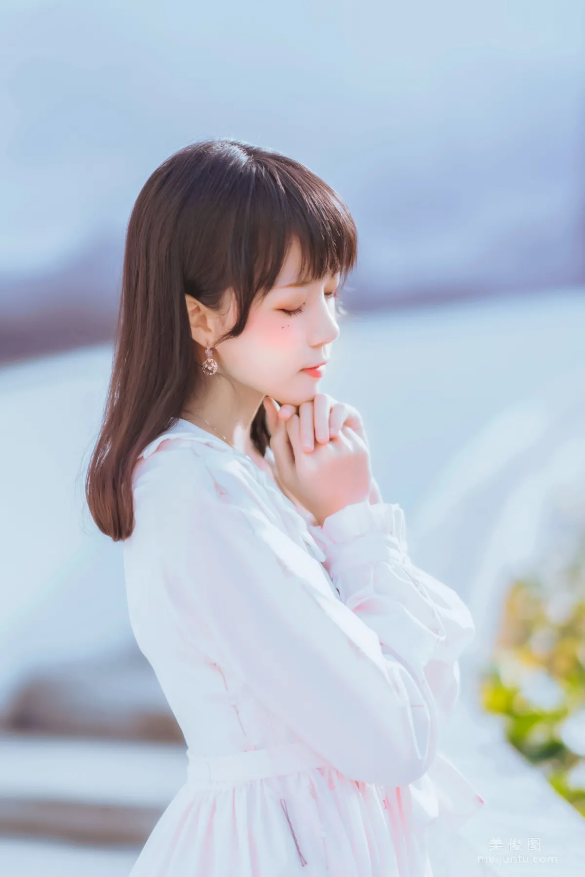 Ying Taomiao: Web Idols photo 8