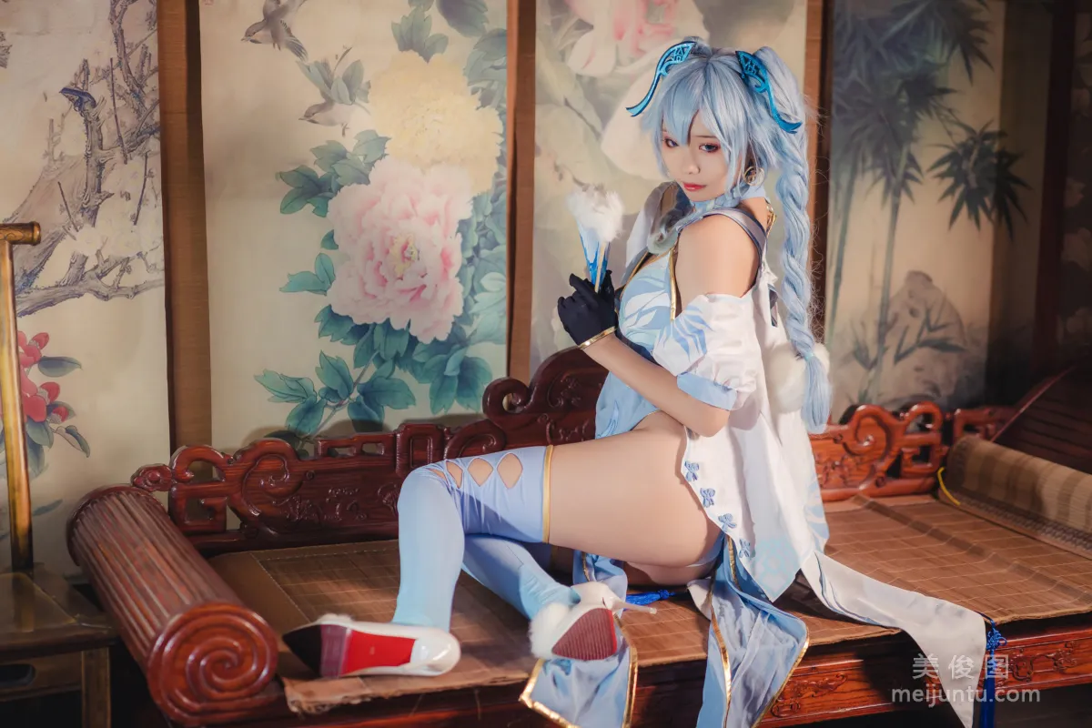 Moyu M: Web Idols photo 4