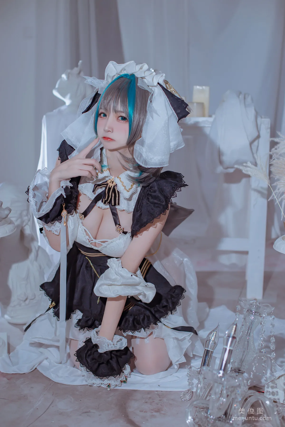 Erzuo Nisa: Web Idols photo 12