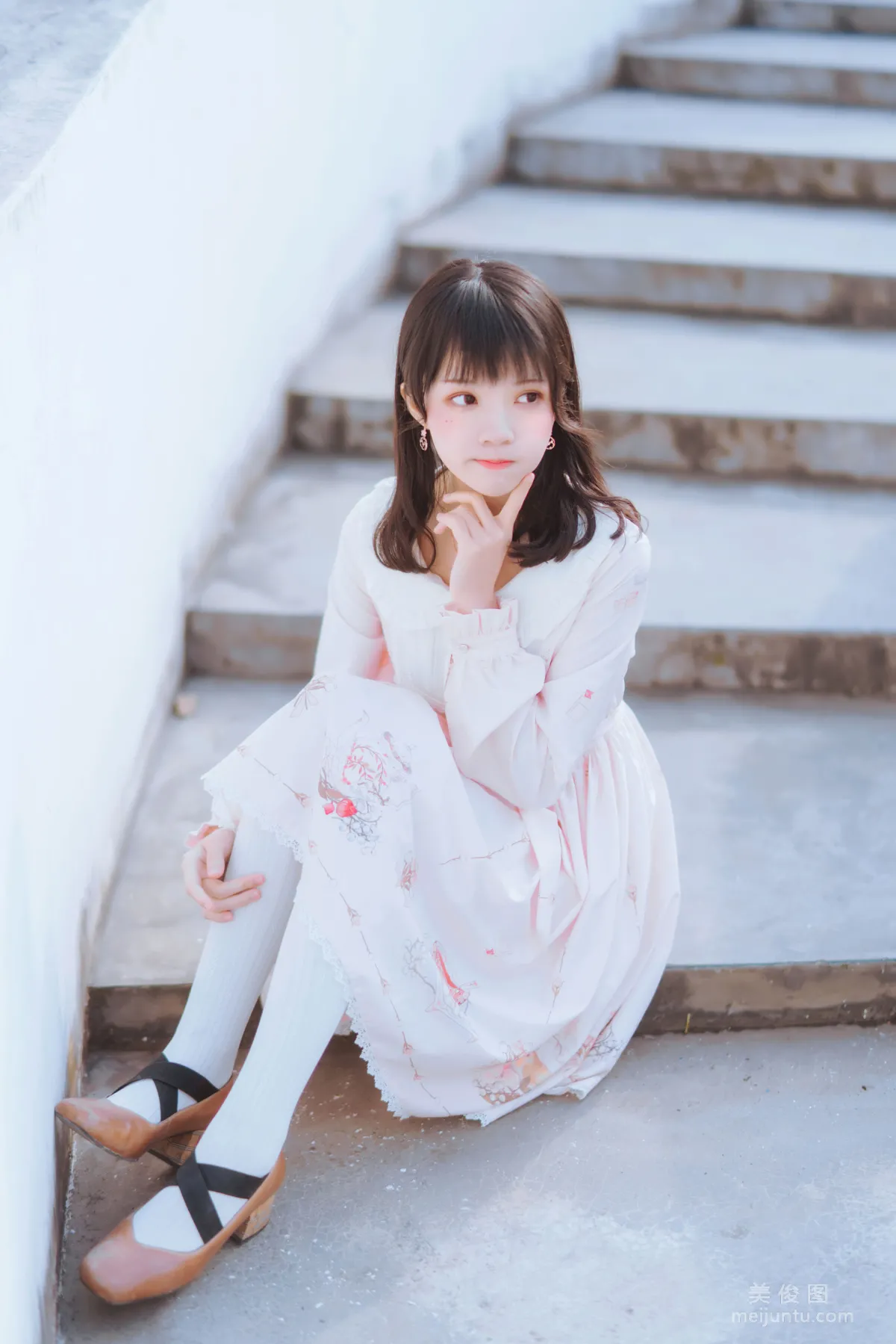 Ying Taomiao: Web Idols photo 10