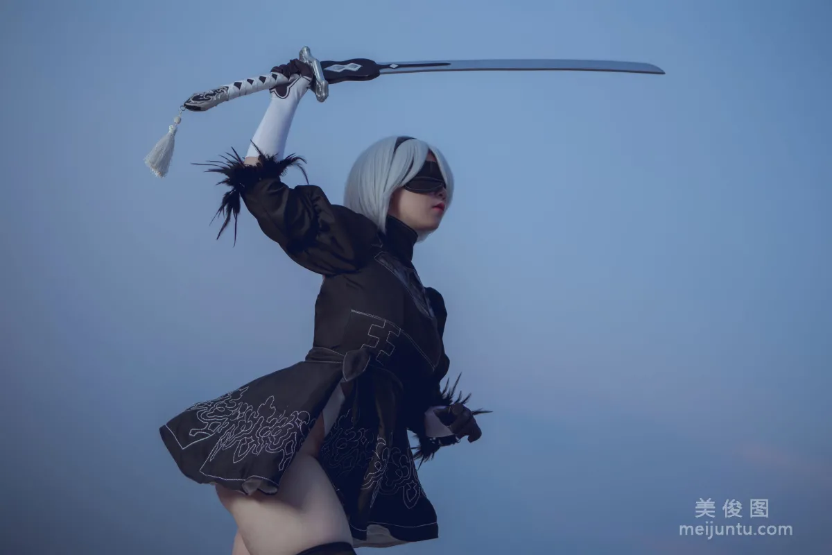 [COS福利] Uy Uy - 2B 写真集37