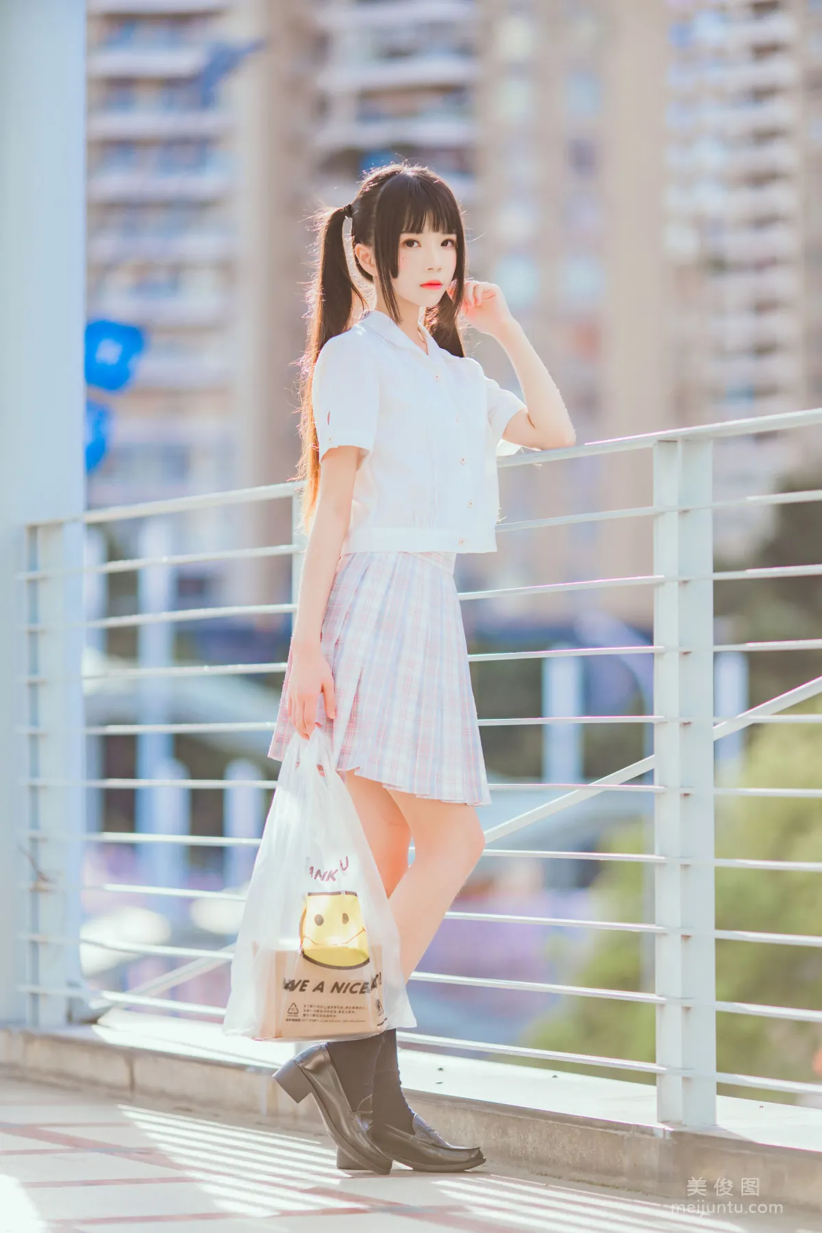 Ying Taomiao: Web Idols photo 9