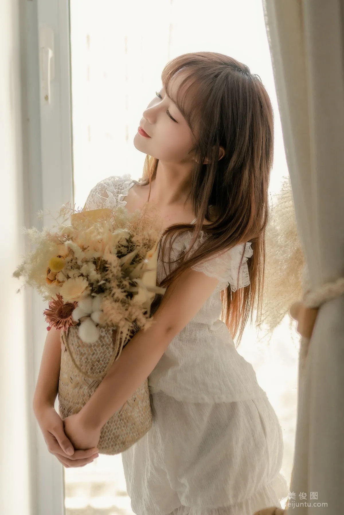Chun Momo: Web Idols photo 8
