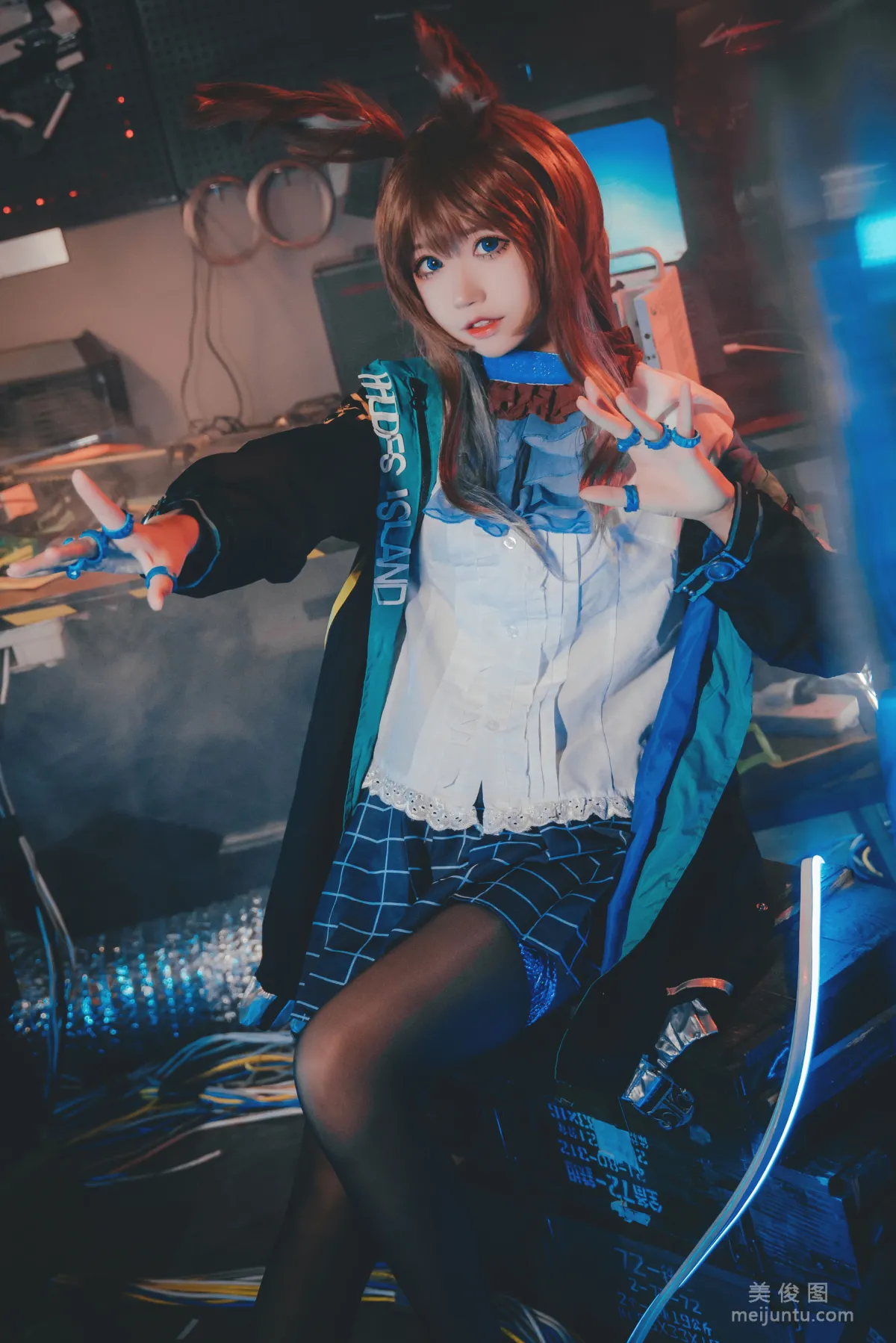 [COS福利] 猫君君MaoJun - 阿米娅 写真套图1