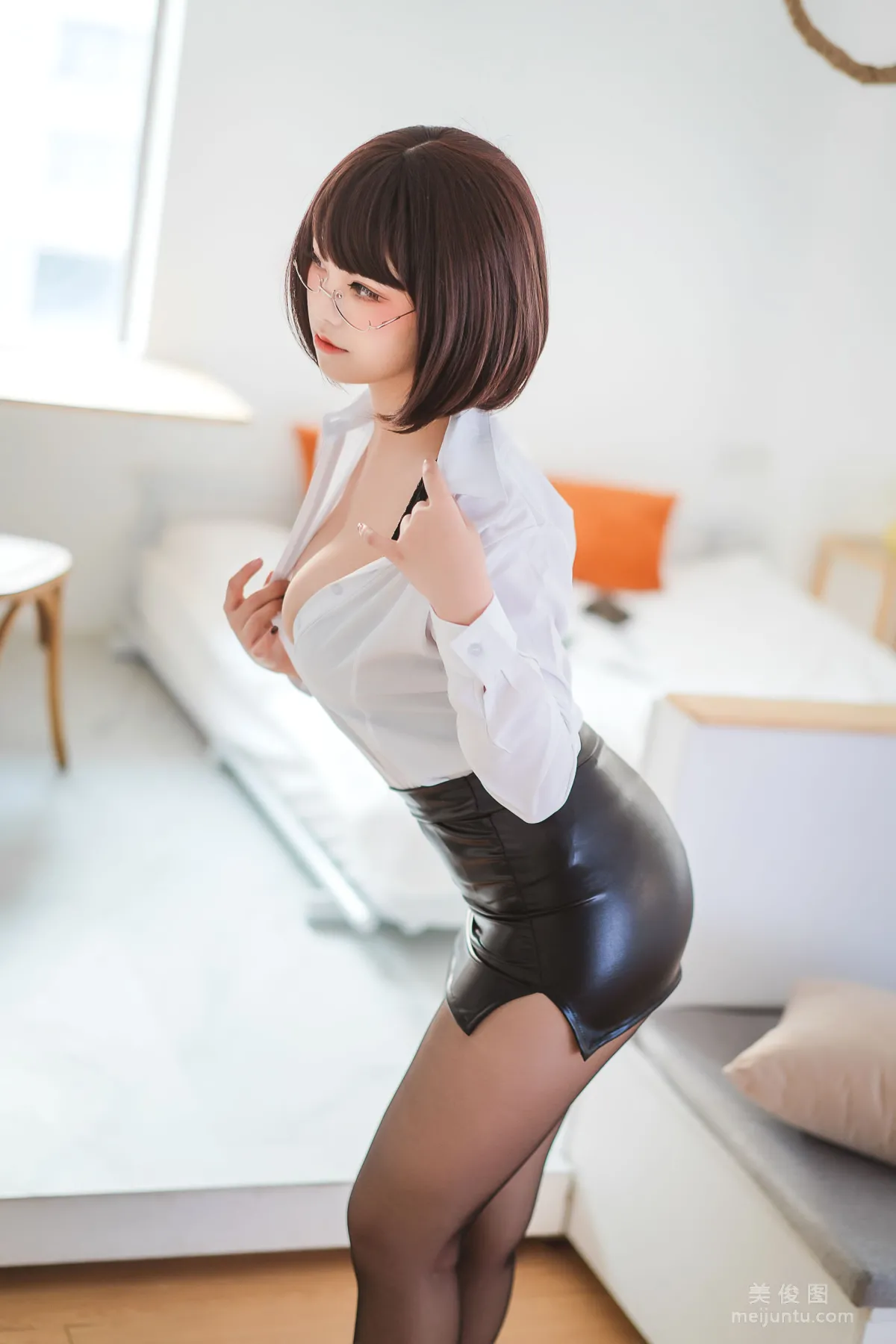 Cute Girl Mizhi Maoqiu - Drunk OL Photo Set photo 10