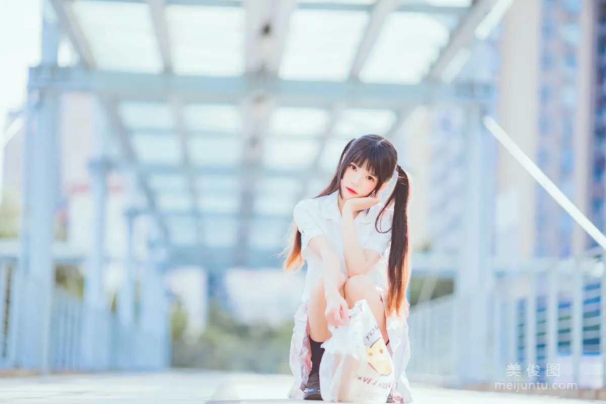 Ying Taomiao: Web Idols photo 6