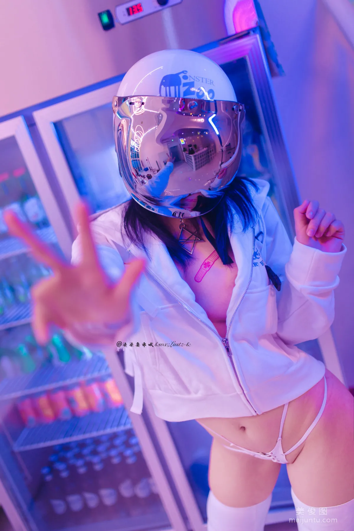 [COS] Anime Blogger Qiqi Yaoguai O - Cycling Girl photo 8