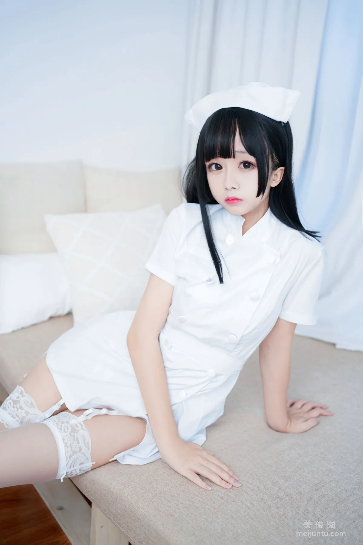 [COS福利] 日奈嬌 - 純白護士 78