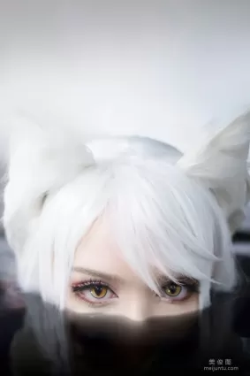 國外美女SayaTheFox - 白毛狐狸
