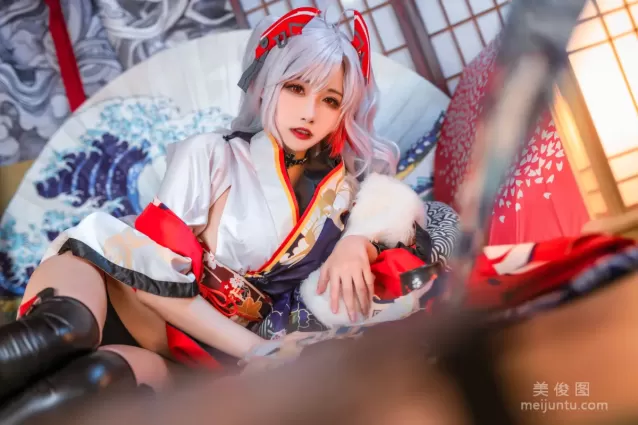 [COS福利] 微博妹子Momoko葵葵 - 欧根之和服 写真套图