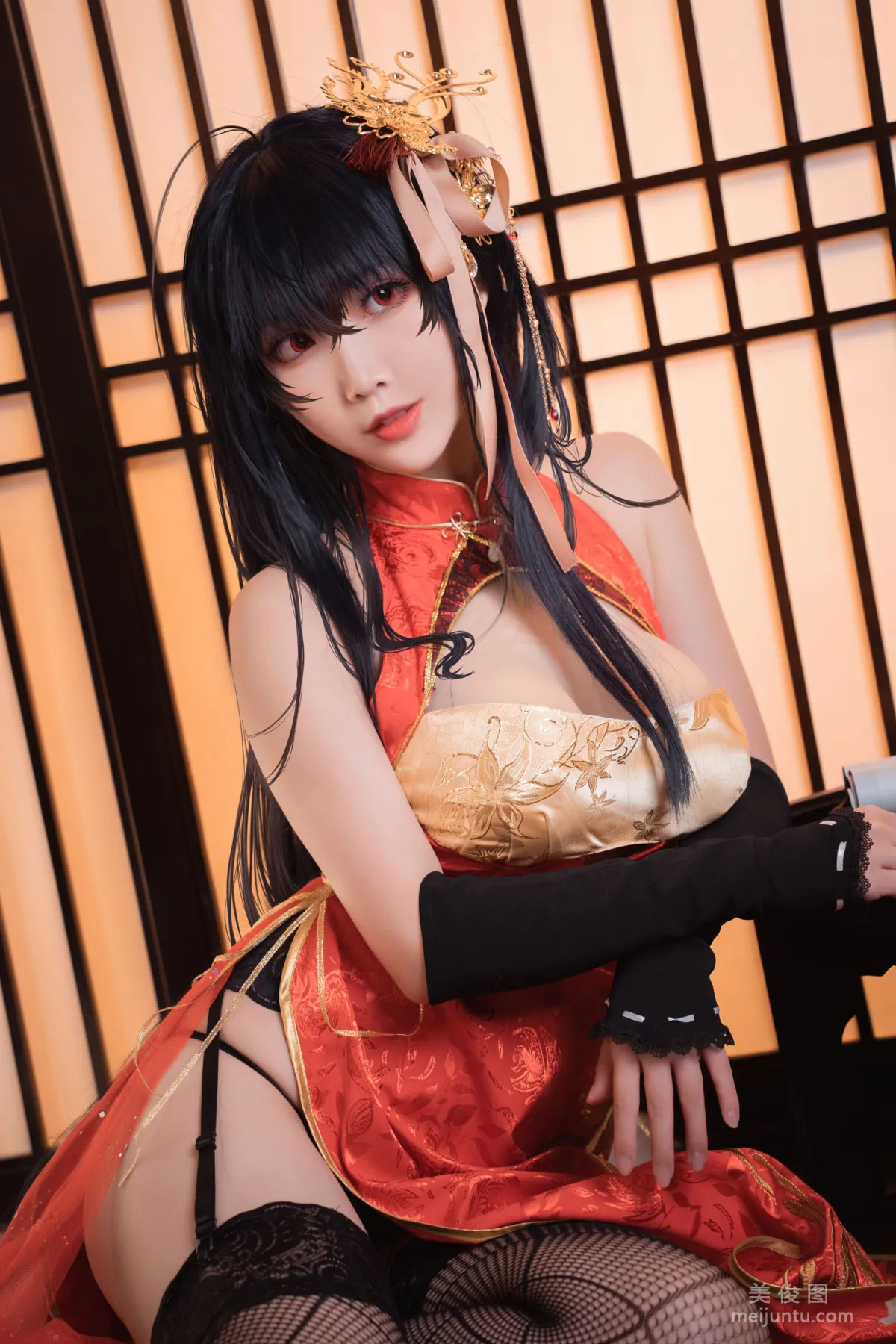 [COS] Mianbing Xianer - Taihou Qipao photo 11