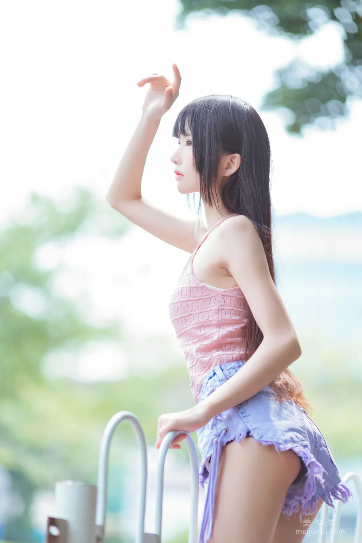 Ying Taomiao: Web Idols photo 4