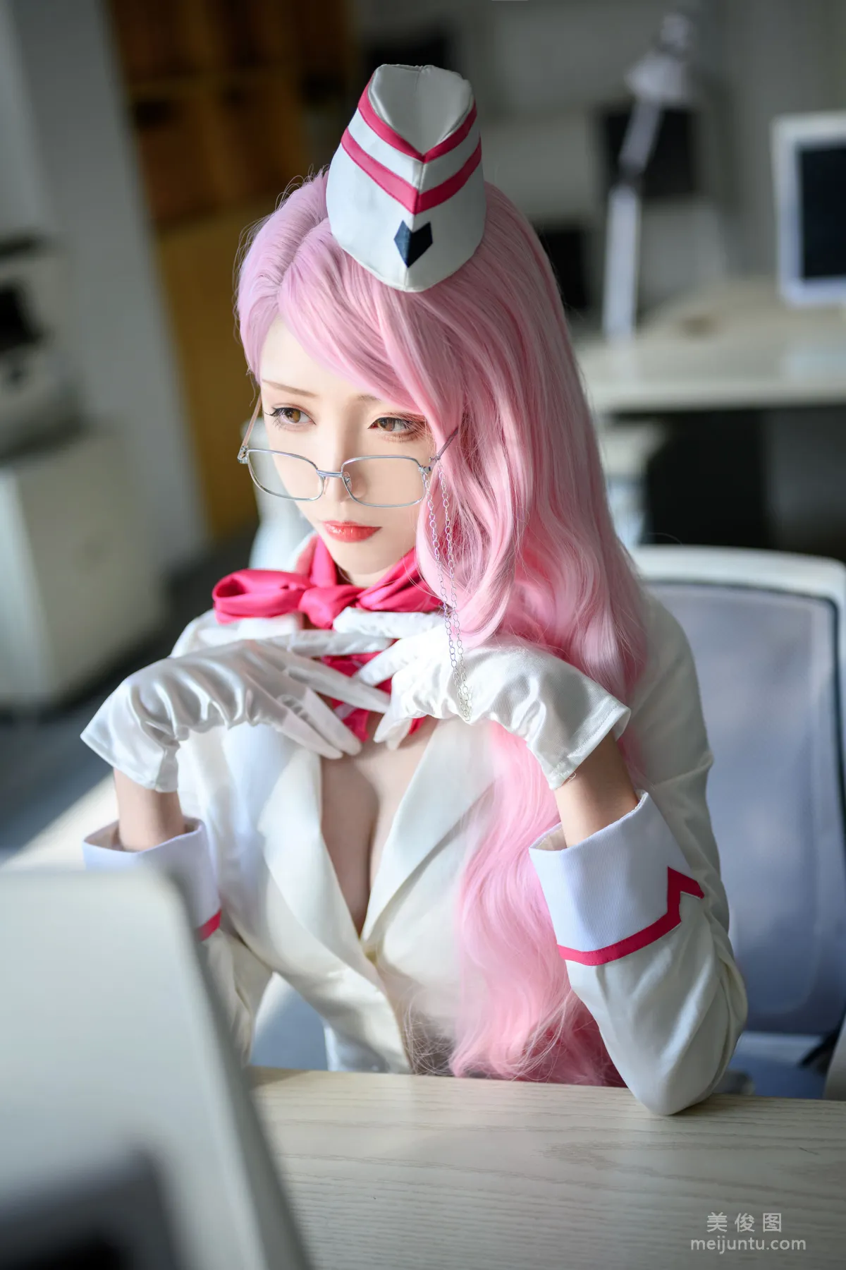 Qingqingzi Js: Web Idols photo 14