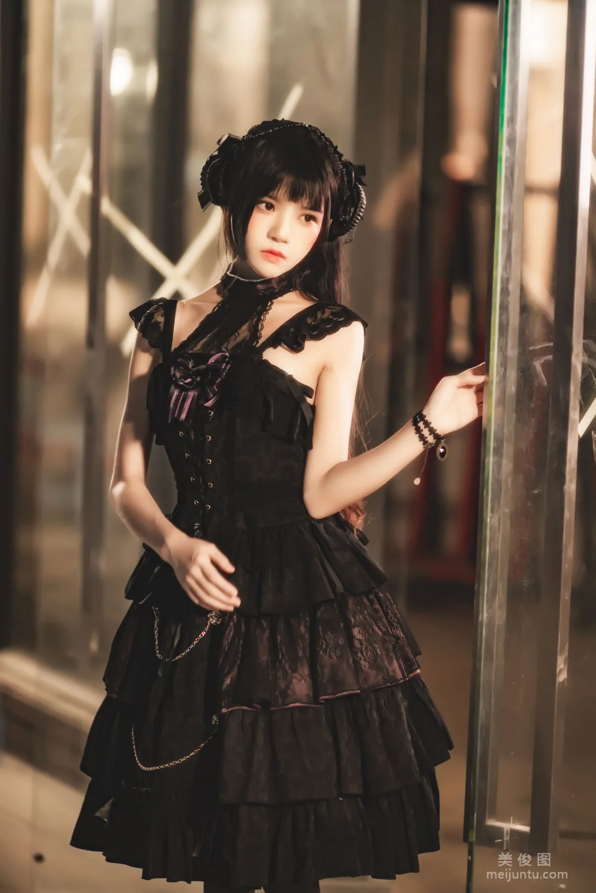 Ying Taomiao: Web Idols photo 8