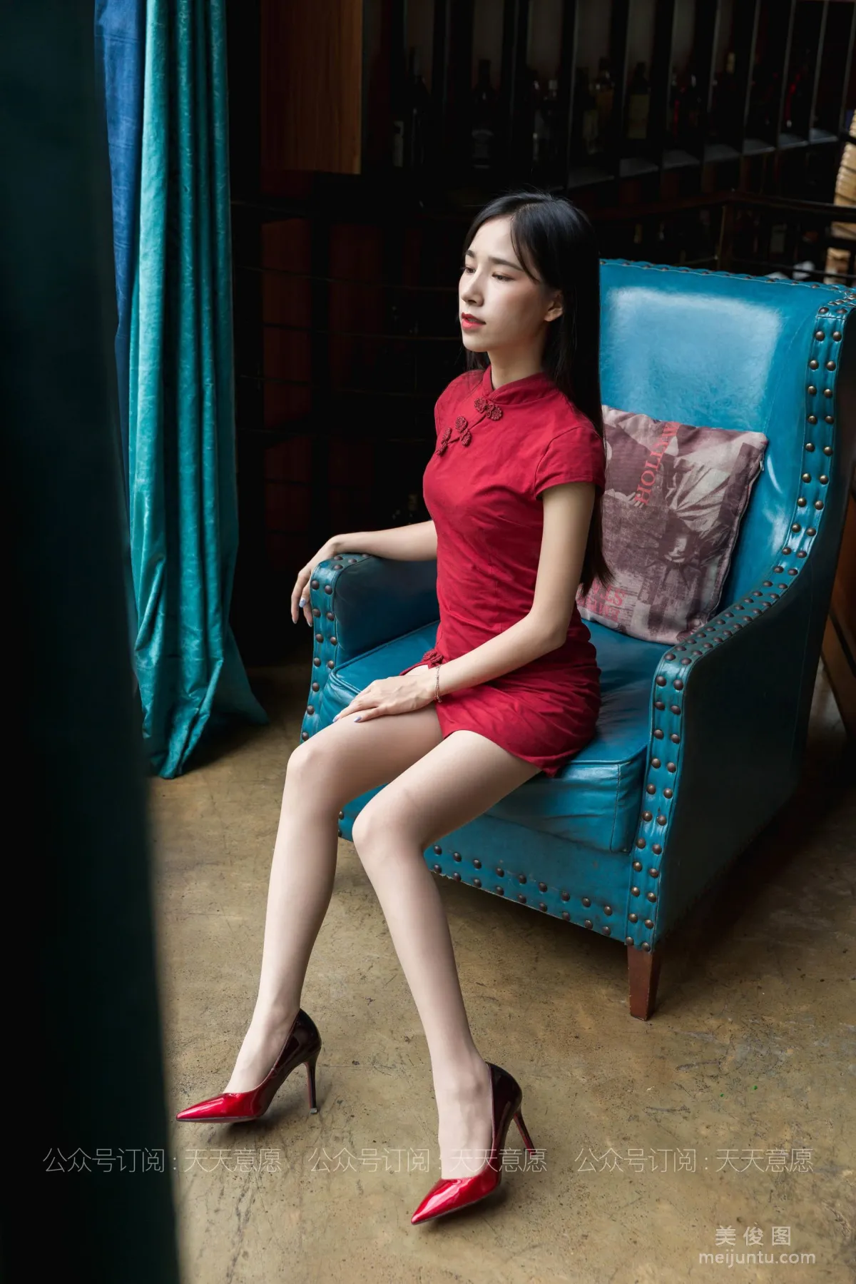 [IESS異思趣向] 絲享家 774：美子《讓人熾熱的紅》 絲襪美腿套圖 34