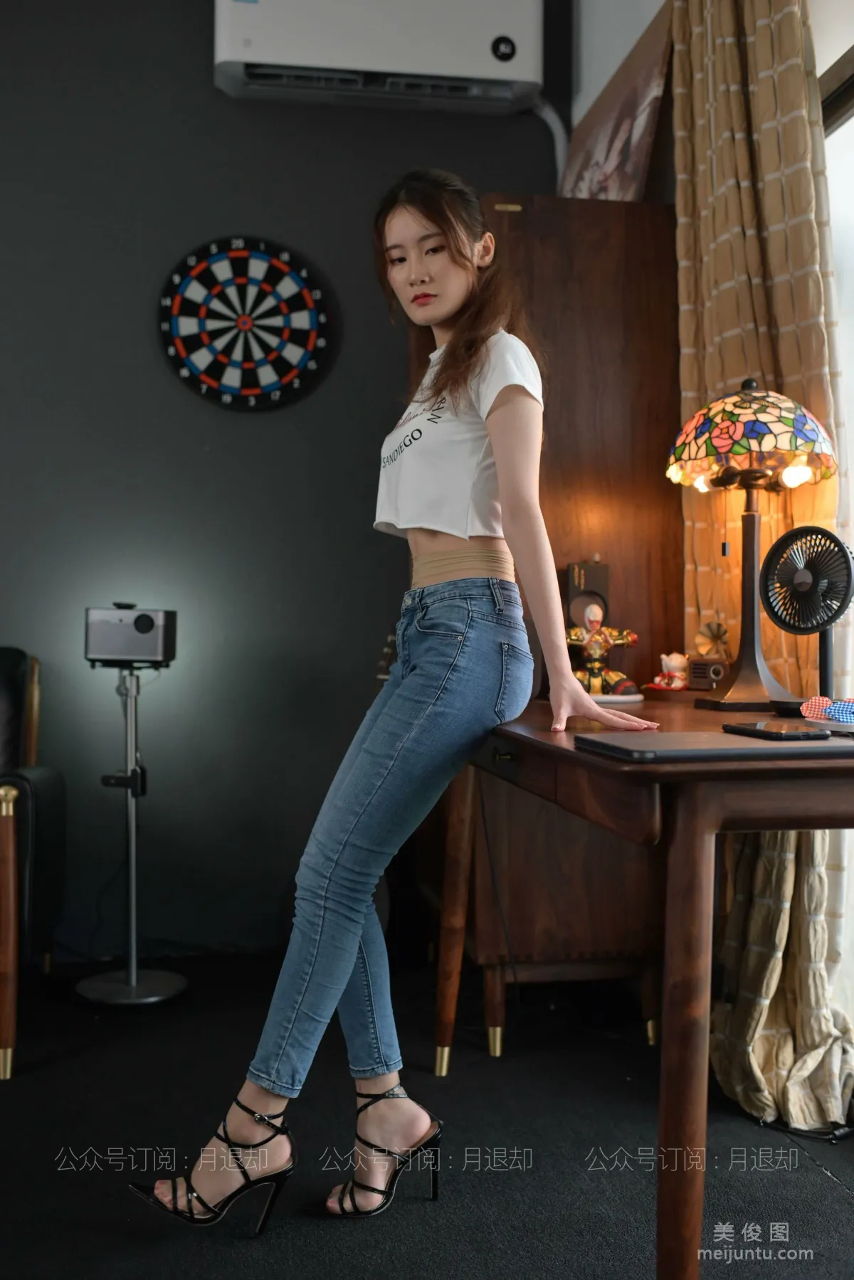 [IESS异思趣向] 丝享家 777：紫薇《活力牛仔》  美腿丝足套图5