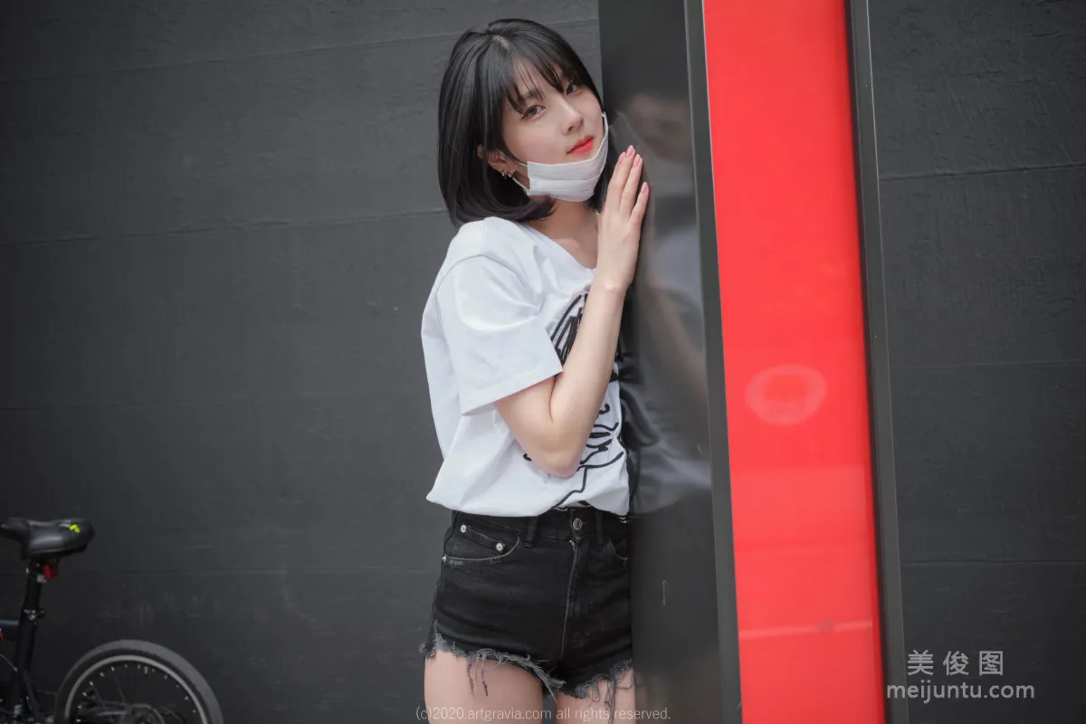 [ARTGRAVIA] VOL.181 Isabella - The Temptation of a Hot Pants Girl photo 23