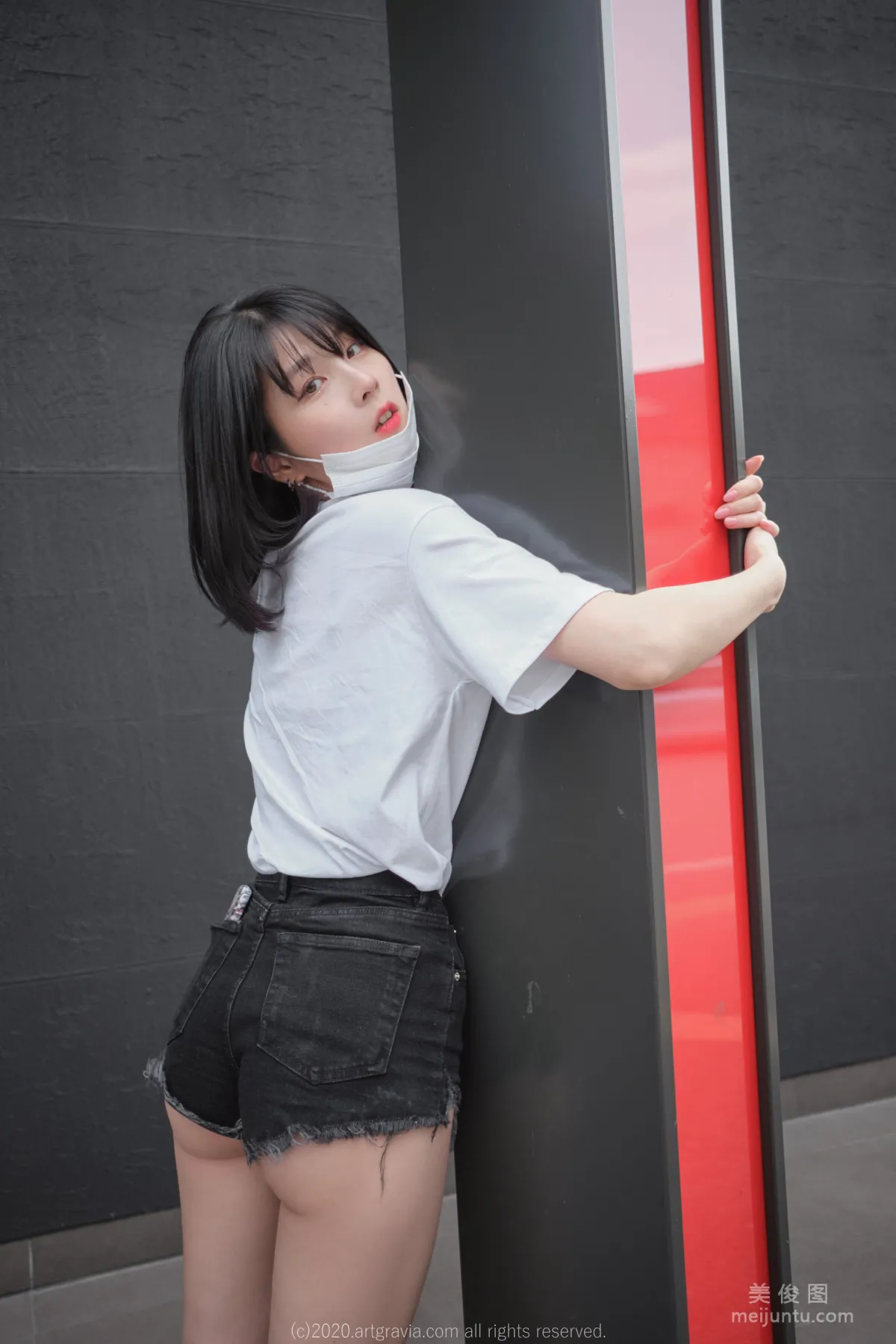 [ARTGRAVIA] VOL.181 Isabella - The Temptation of a Hot Pants Girl photo 26